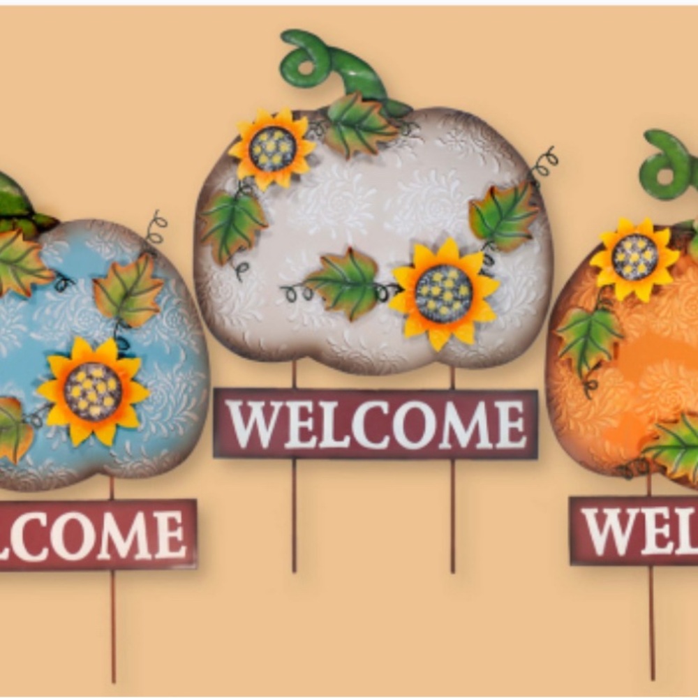 28″ Metal Pumpkin “Welcome” Stake - 3 Color Options